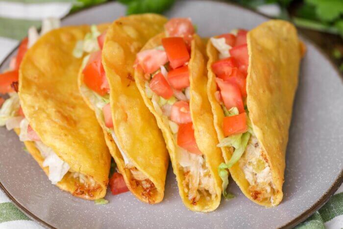 鸡肉玉米饼-墨西哥开胃菜食谱。bob综合手机客户