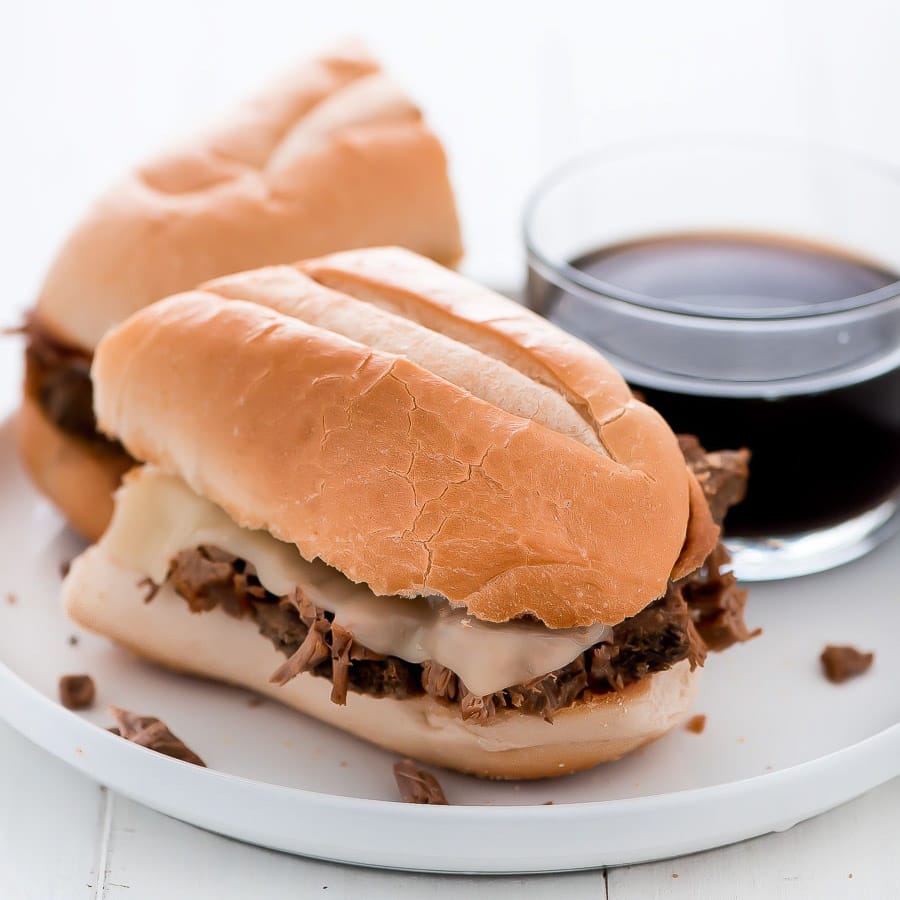 简单的慢炖食谱-法式蘸酱三明治加鲜bob综合手机客户奶油。