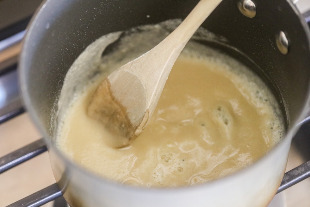 如何制作肉汁土豆泥的工艺镜头